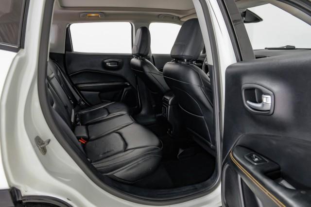 Photo of 2017 White Clearcoat Jeep New Compass