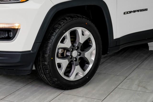 Photo of 2017 White Clearcoat Jeep New Compass