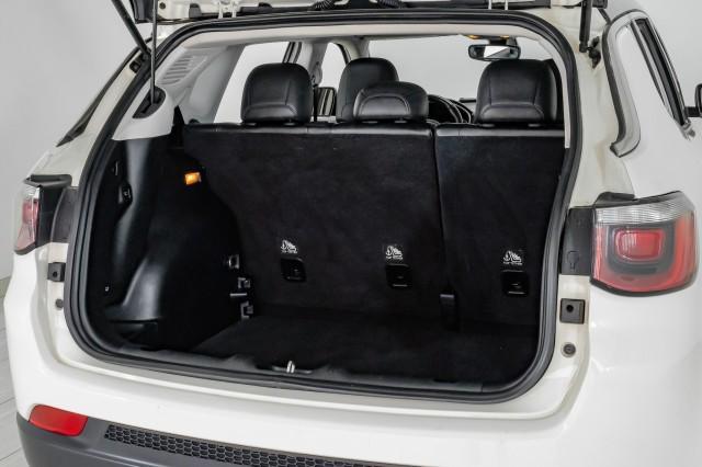 Photo of 2017 White Clearcoat Jeep New Compass