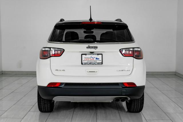 Photo of 2017 White Clearcoat Jeep New Compass