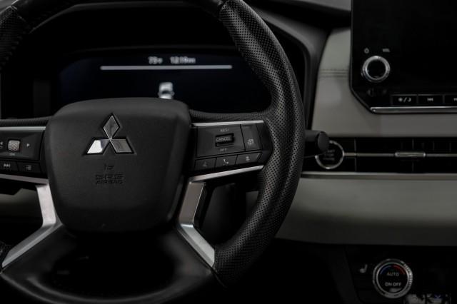 Photo of 2023 Cosmic Blue Metallic Mitsubishi Outlander