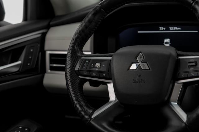 Photo of 2023 Cosmic Blue Metallic Mitsubishi Outlander