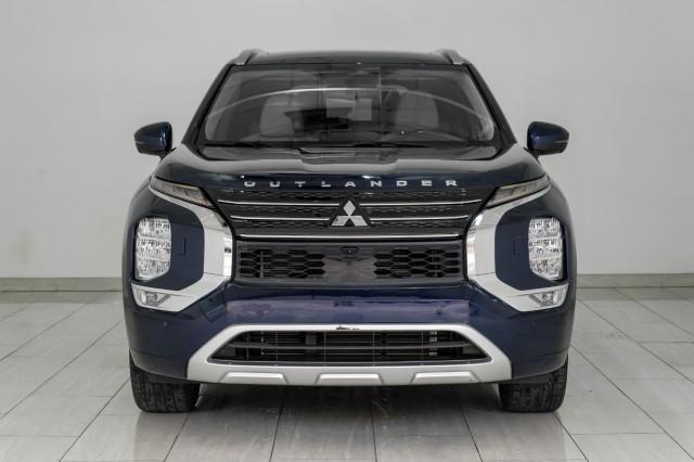 Photo of 2023 Cosmic Blue Metallic Mitsubishi Outlander