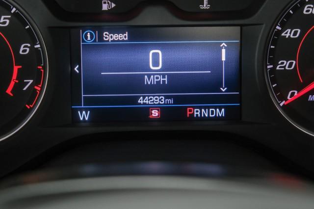 Photo of 2020 Summit White Chevrolet Camaro