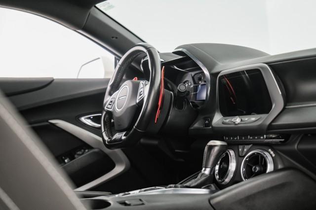 Photo of 2020 Summit White Chevrolet Camaro