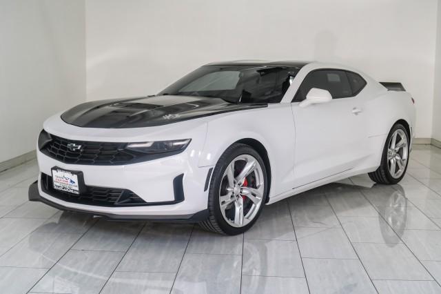Photo of 2020 Summit White Chevrolet Camaro