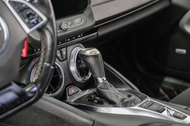 Photo of 2020 Summit White Chevrolet Camaro