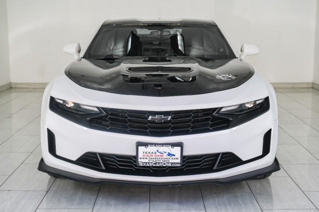 Photo of 2020 Summit White Chevrolet Camaro