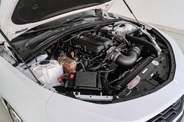 Photo of 2020 Summit White Chevrolet Camaro