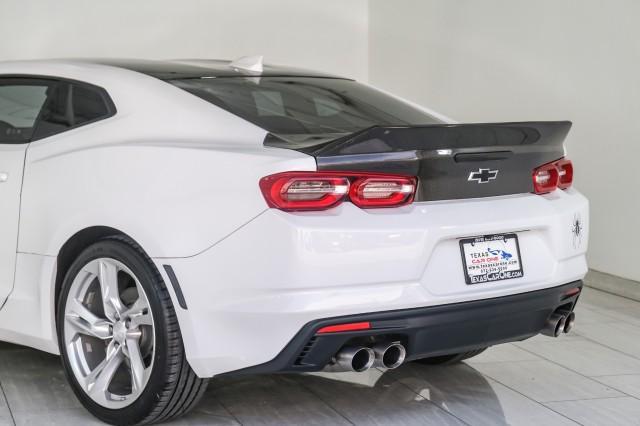 Photo of 2020 Summit White Chevrolet Camaro