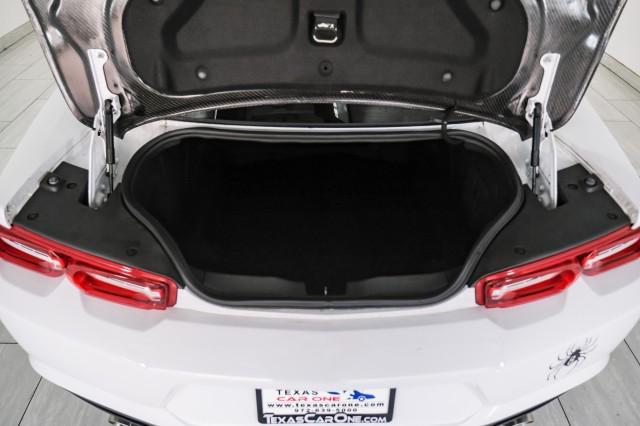 Photo of 2020 Summit White Chevrolet Camaro