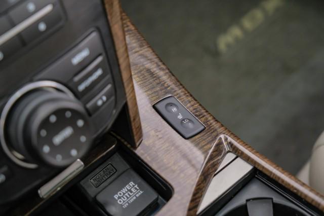 Photo of 2012 Polished Metal Metallic Acura MDX
