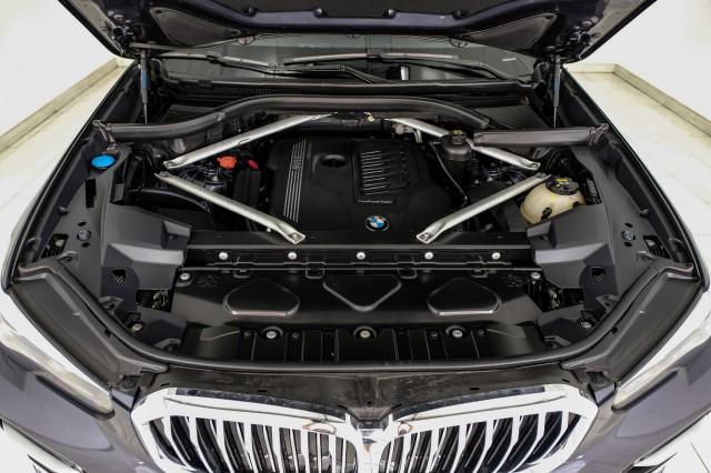 Photo of 2019 Arctic Gray Metallic BMW X5