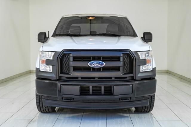 Photo of 2017 Oxford White Ford F-150