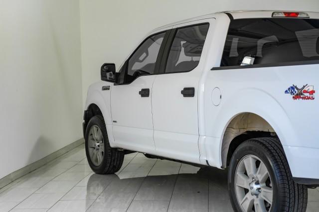 Photo of 2017 Oxford White Ford F-150