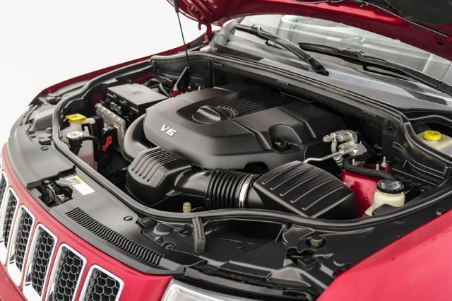 Photo of 2015 Deep Cherry Red Crystal Pearlcoat Jeep Grand Cherokee