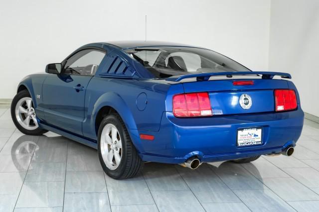Photo of 2007 Vista Blue Metallic Ford Mustang