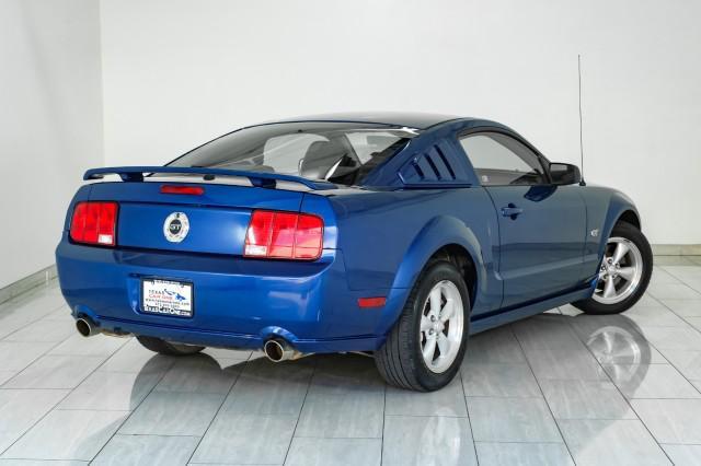 Photo of 2007 Vista Blue Metallic Ford Mustang