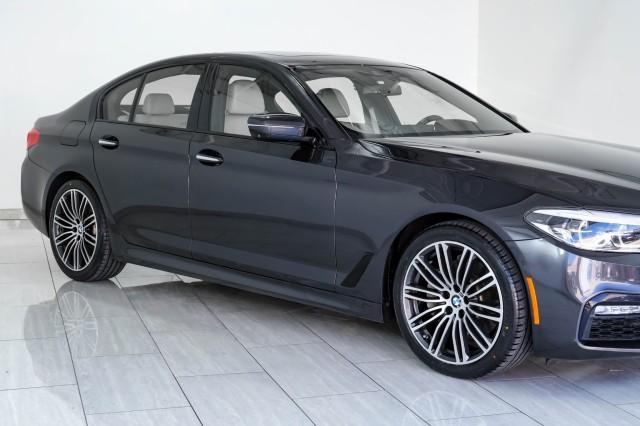 Photo of 2018 Dark Graphite Metallic BMW 540