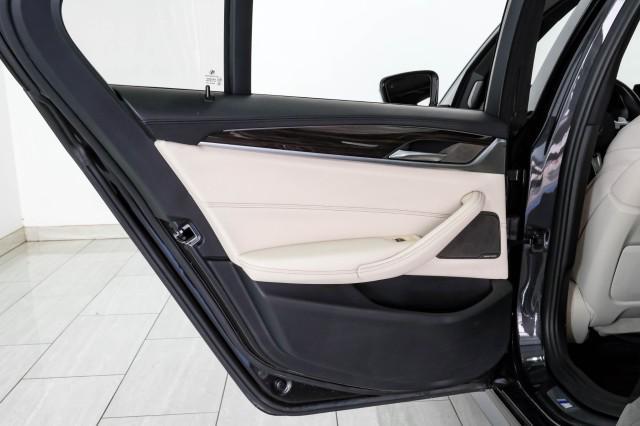 Photo of 2018 Dark Graphite Metallic BMW 540