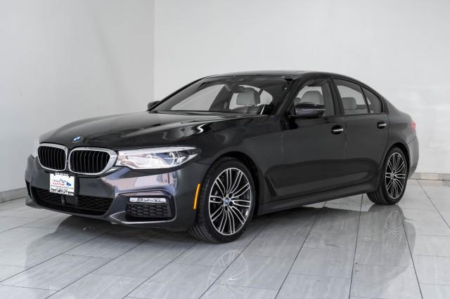 Photo of 2018 Dark Graphite Metallic BMW 540