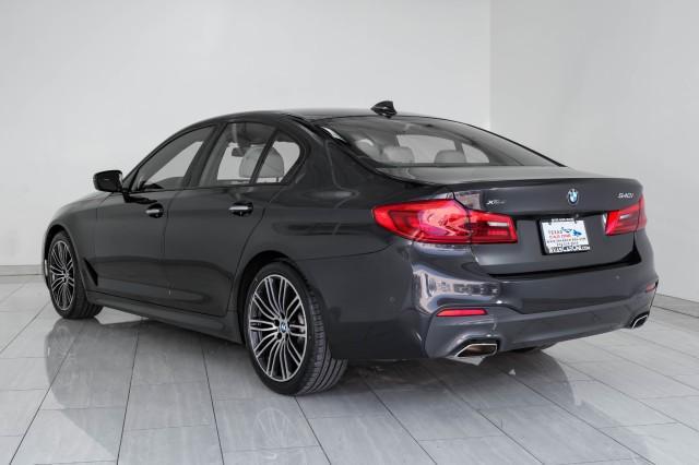 Photo of 2018 Dark Graphite Metallic BMW 540