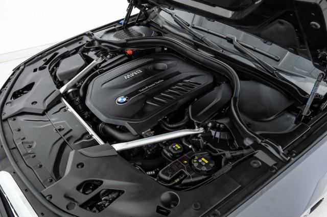 Photo of 2018 Dark Graphite Metallic BMW 540