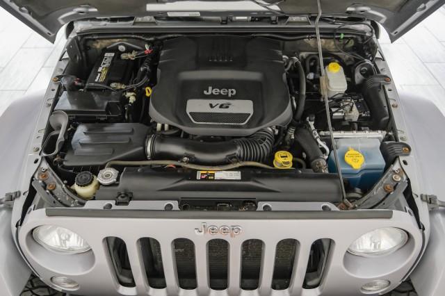 Photo of 2014 Billet Metallic Clearcoat Jeep Wrangler Unlimited