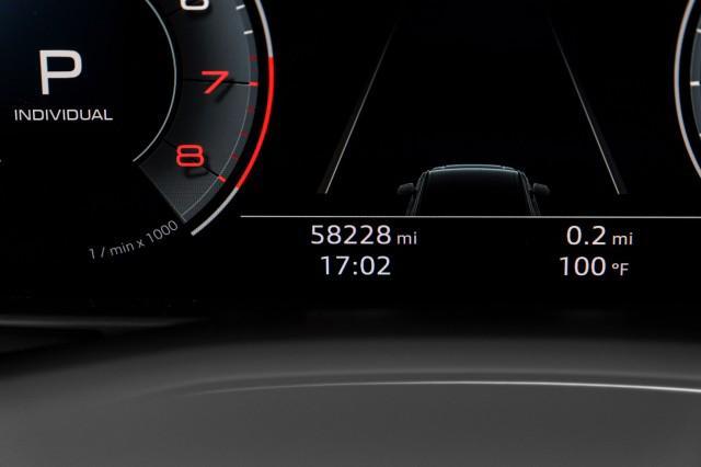 Photo of 2020 Night Black Audi Q7