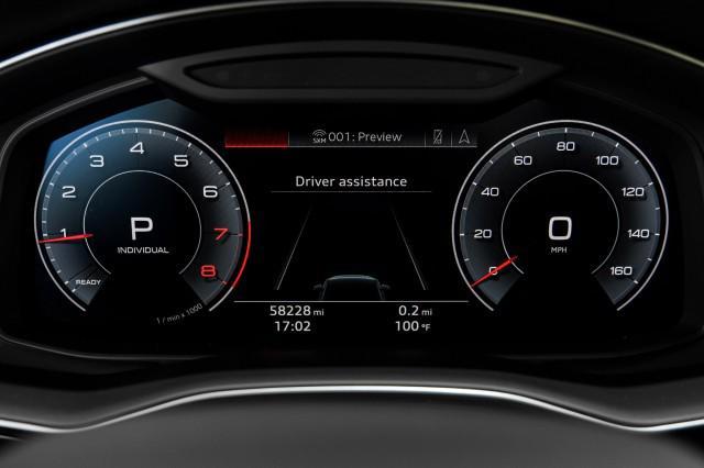 Photo of 2020 Night Black Audi Q7