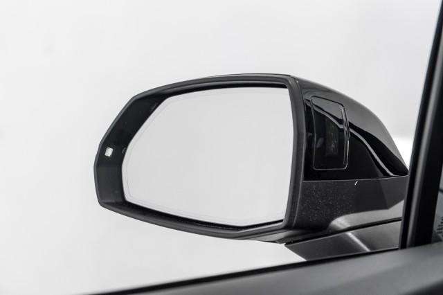 Photo of 2020 Night Black Audi Q7