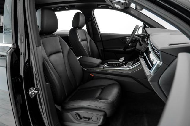 Photo of 2020 Night Black Audi Q7
