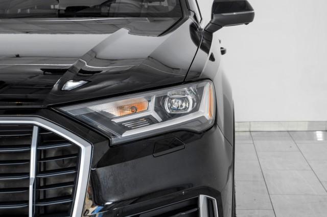 Photo of 2020 Night Black Audi Q7