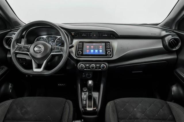 Photo of 2020 Brilliant Silver Metallic Nissan Kicks