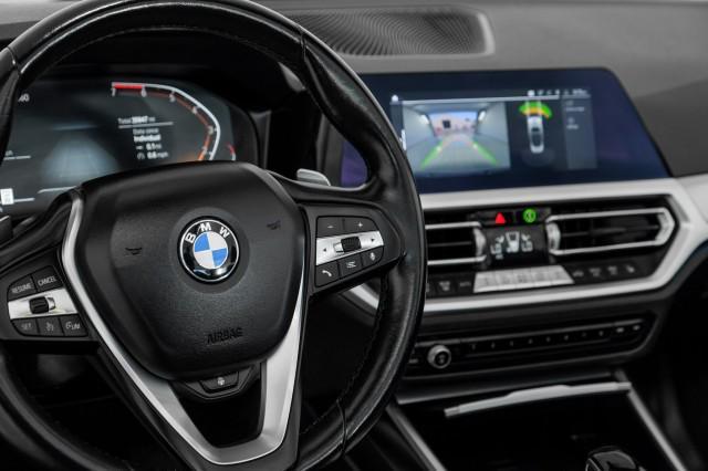 Photo of 2023 Black Sapphire Metallic BMW 430