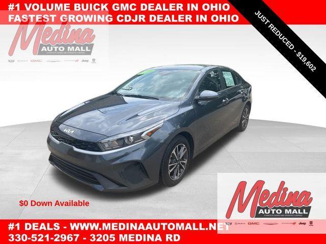 Photo of 2024 Gravity Gray Kia Forte