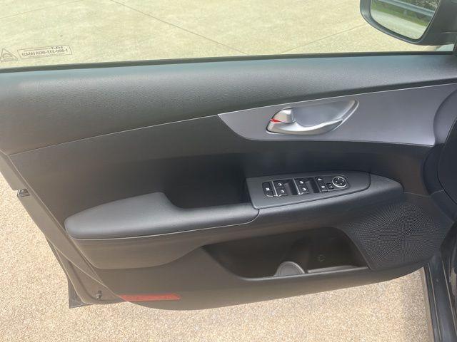 Photo of 2024 Gravity Gray Kia Forte
