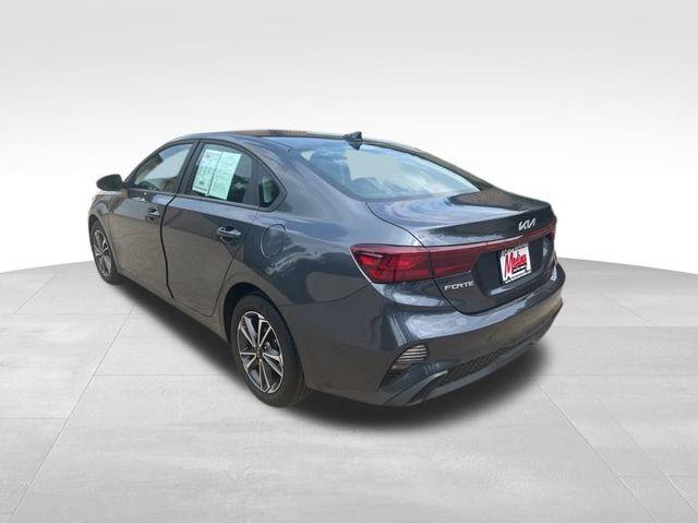 Photo of 2024 Gravity Gray Kia Forte