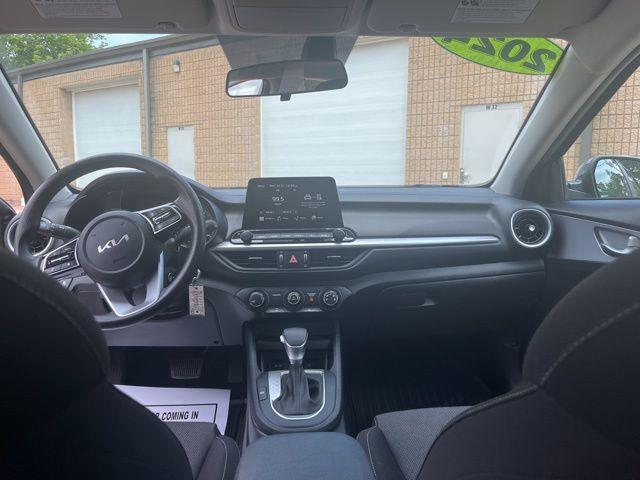 Photo of 2024 Gravity Gray Kia Forte