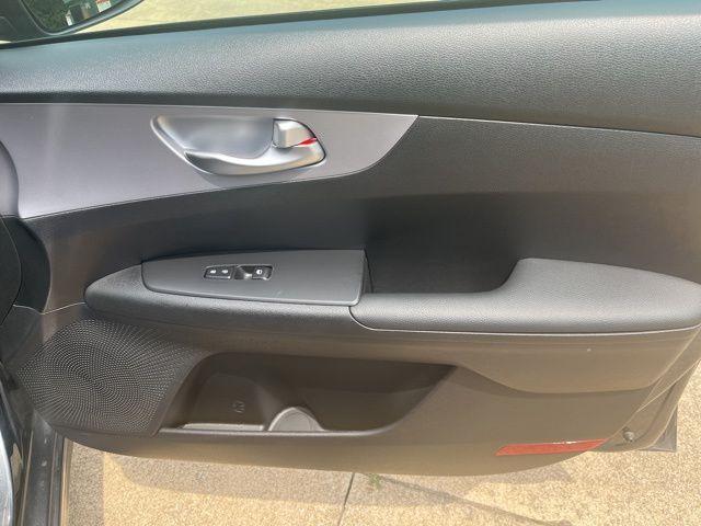 Photo of 2024 Gravity Gray Kia Forte