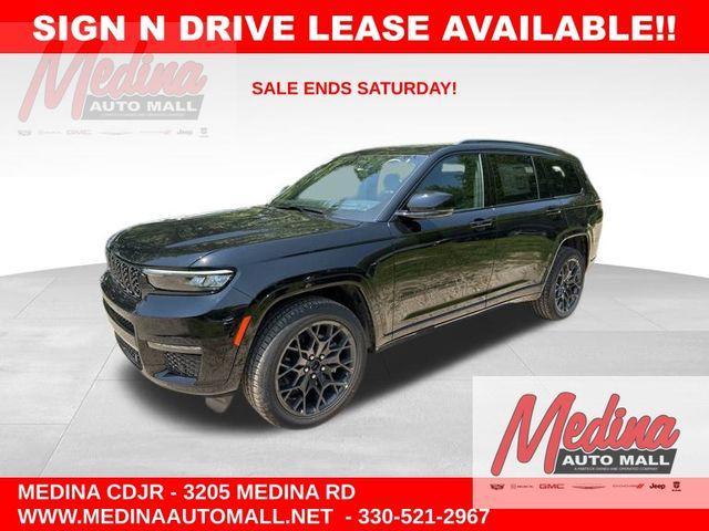 Photo of 2025 Diamond Black Jeep Grand Cherokee L