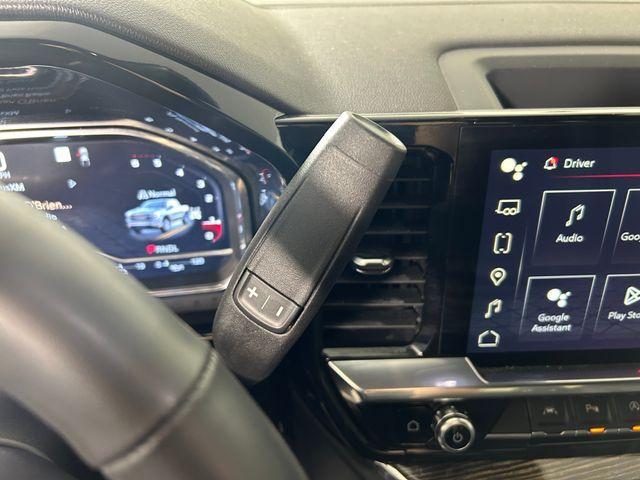 Photo of 2023 Pacific Blue Metallic GMC Sierra 1500