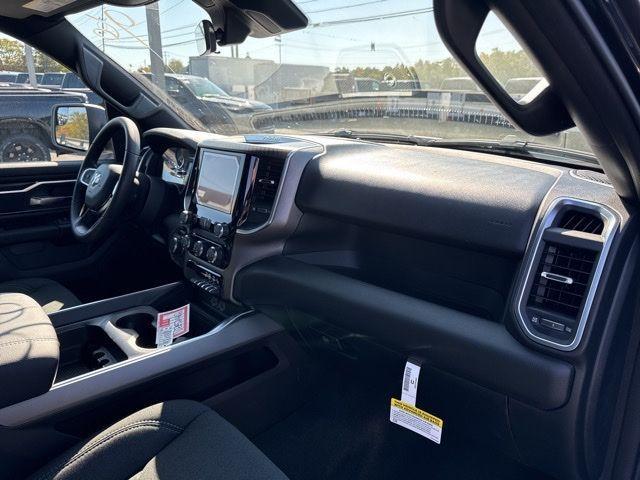 Photo of 2025 Diamond Black RAM 1500