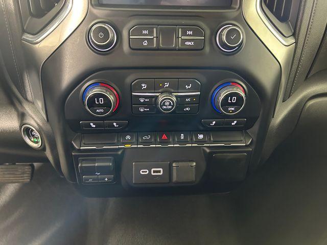 Photo of 2021 Silver Ice Metallic Chevrolet Silverado 1500