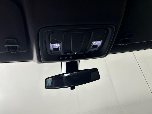 Photo of 2021 Silver Ice Metallic Chevrolet Silverado 1500