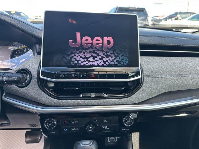 Photo of 2022 Granite Crystal Clearcoat Metallic Jeep Compass