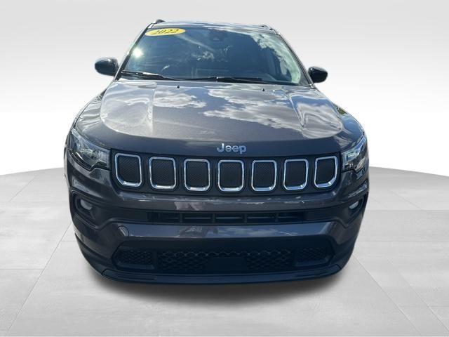 Photo of 2022 Granite Crystal Clearcoat Metallic Jeep Compass