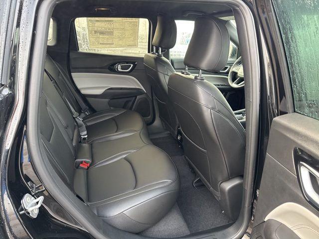 Photo of 2025 Diamond Black Jeep Compass