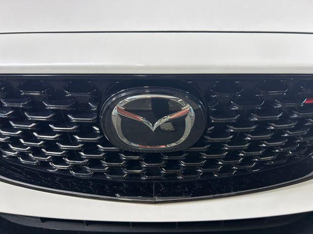 Photo of 2022 Snowflake White Pearl Mazda CX-5