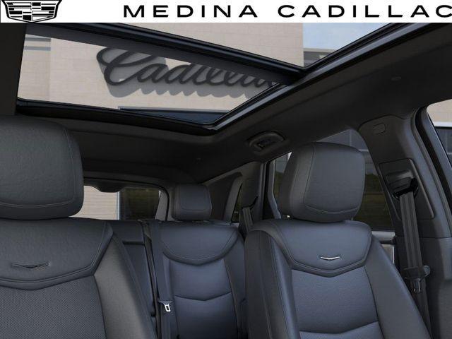 Photo of 2025 Opulent Blue Metallic Cadillac XT5